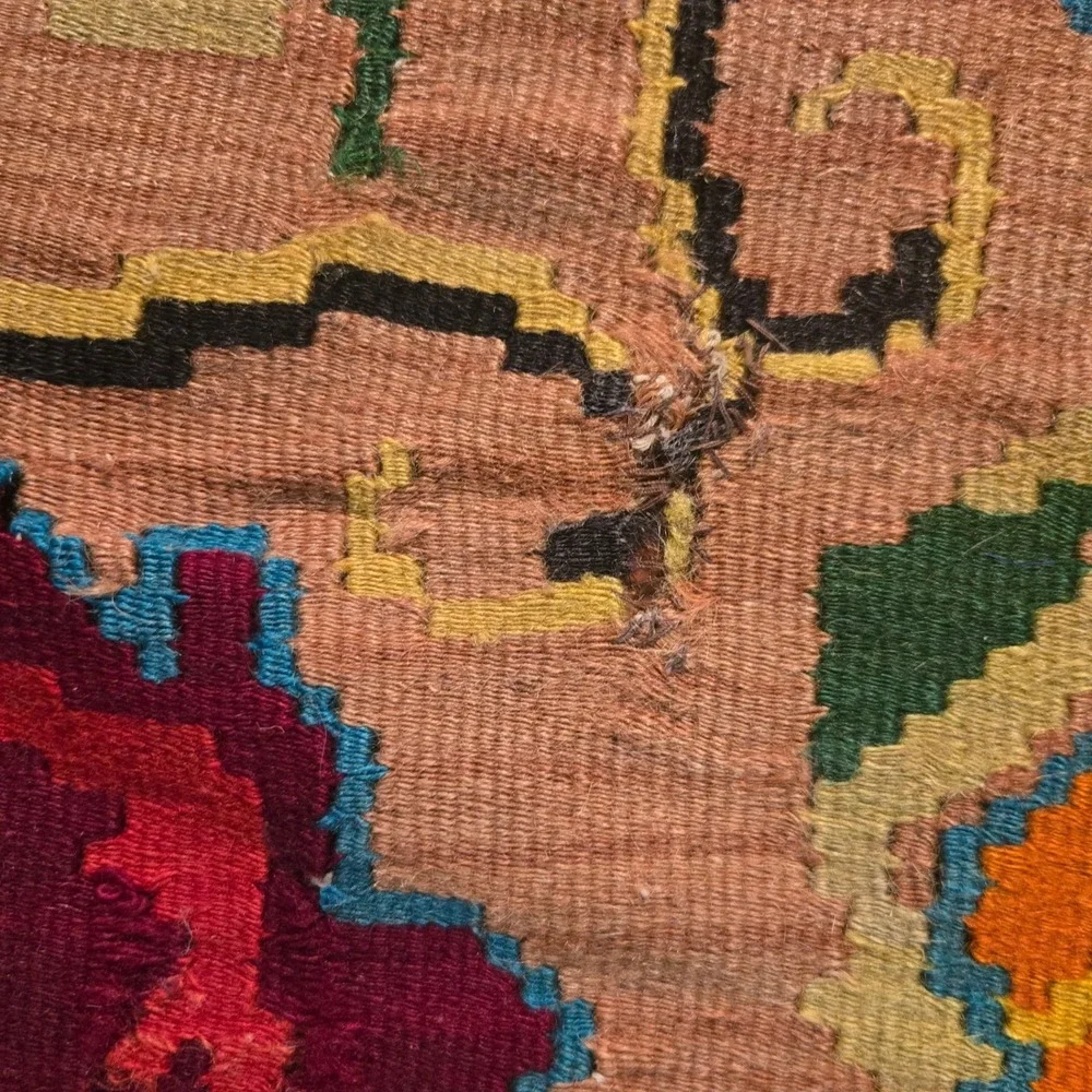 Vintage Handwoven Kilim Rug Floral Medallion Turquoise Tan Boho Flatweave Fringe